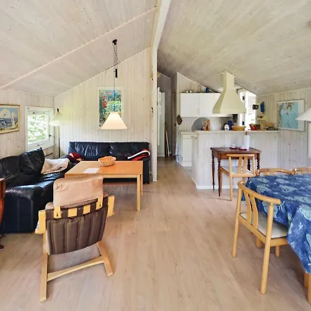 Σπίτι διακοπών Two-bedroom Holiday In *